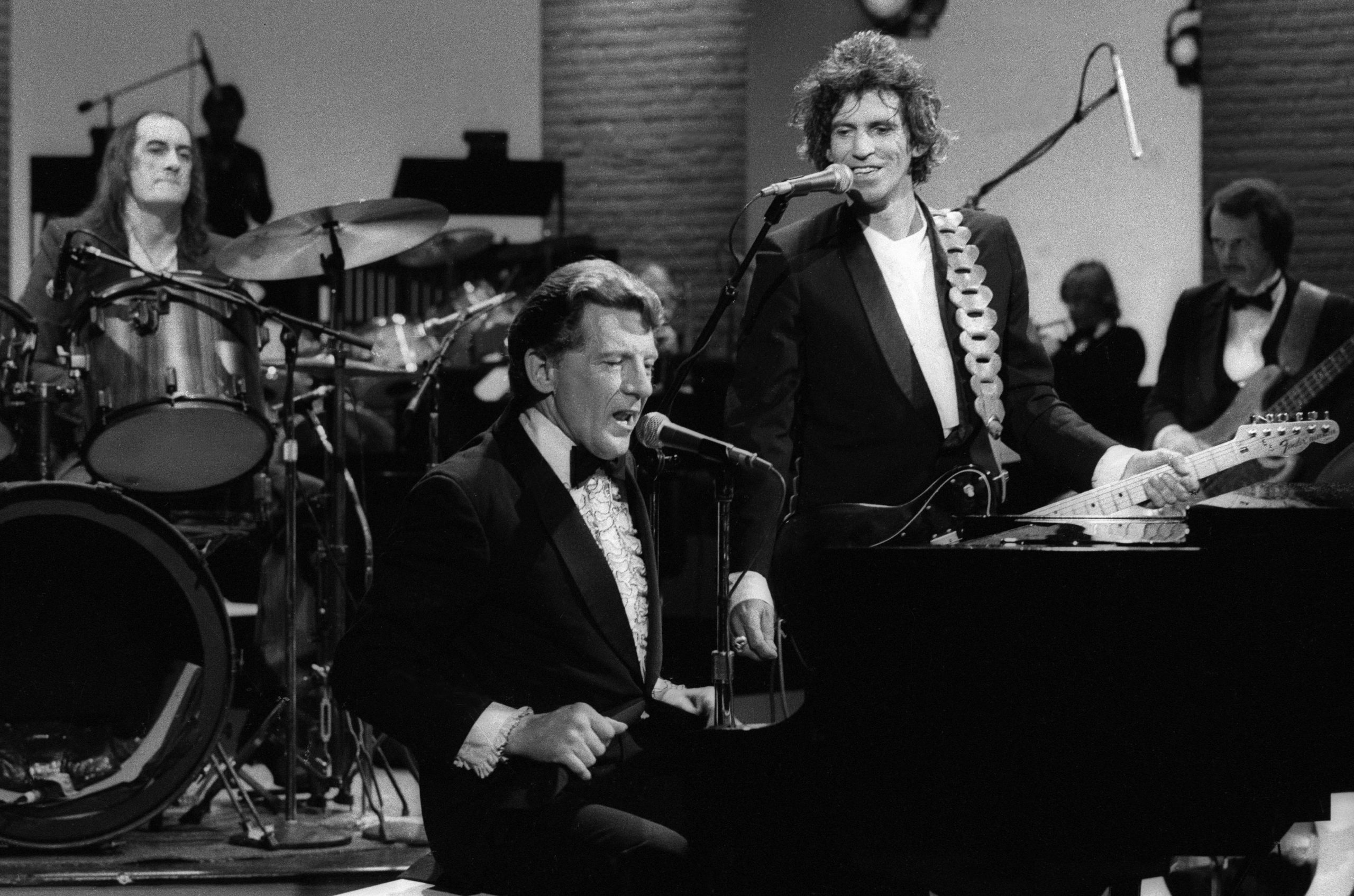 JERRY LEE LEWIS: UN FUEGO QUE NO SE EXTINGUE